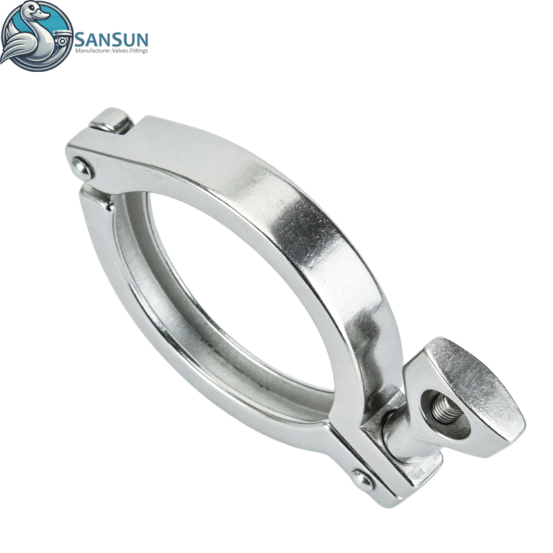 Одинарный тройной зажим для систем жидкостного охлаждения центров обработки данных